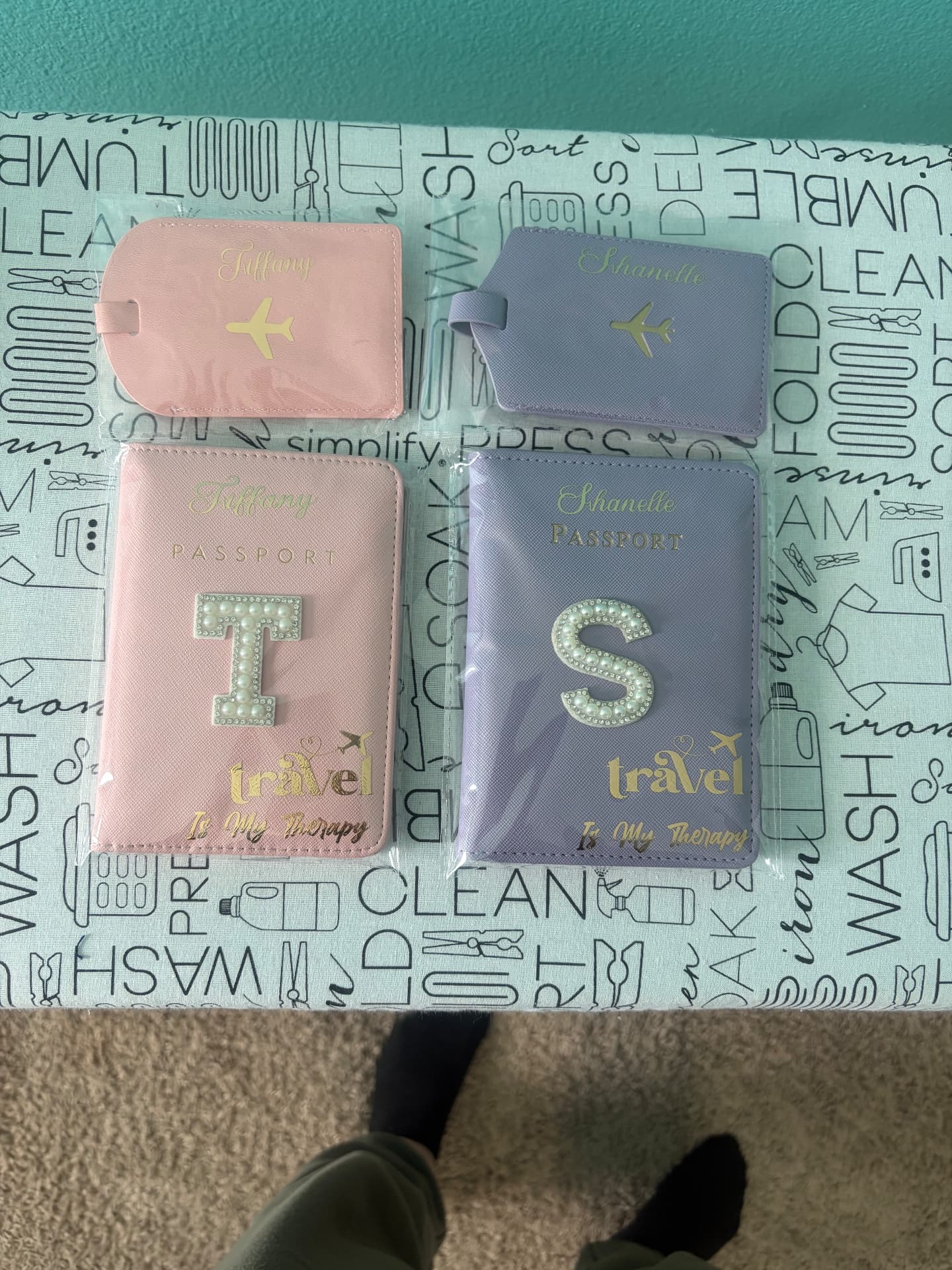 Pearl Initial Passport & Luggage Tag Set